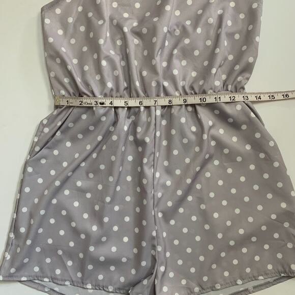 NWT Gray Polka Dot Halter Top Romper Small - Picture 3 of 10